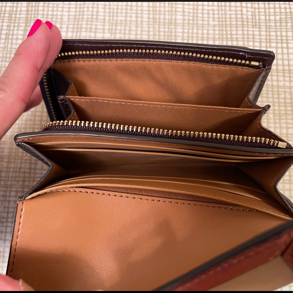 Coach Hutton Colorblock Wallet - Picture 7 of 10